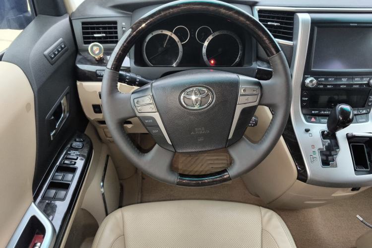 Used Toyota Alphard 2011 3.5L Luxury Edition Steering Wheel