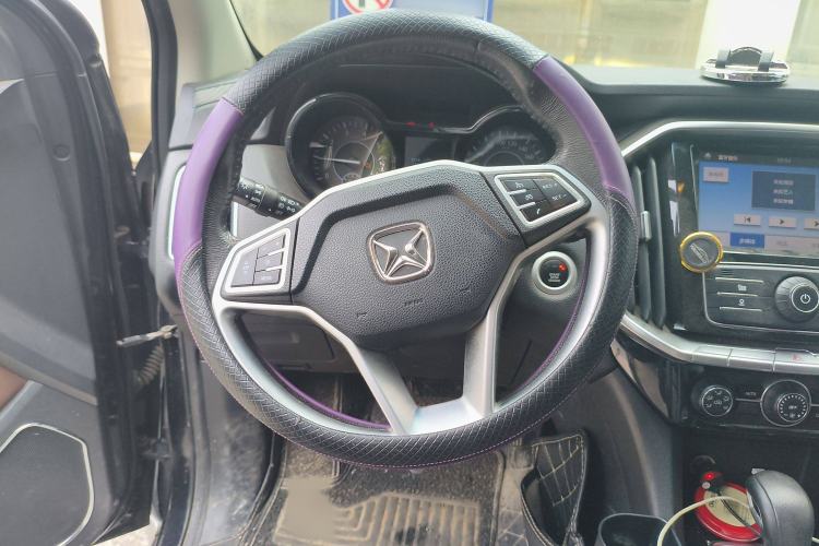 Used JMC Yusheng S350 2016 2.0T Automatic Two-Wheel Drive Gasoline Luxury Edition 5 Seats