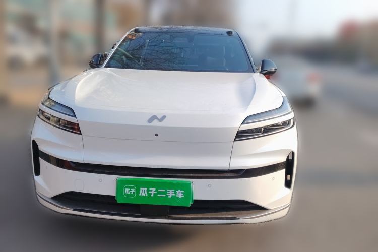 Used ONVO Luxeed L90 2025 Model—Max Six-Seater Version Front