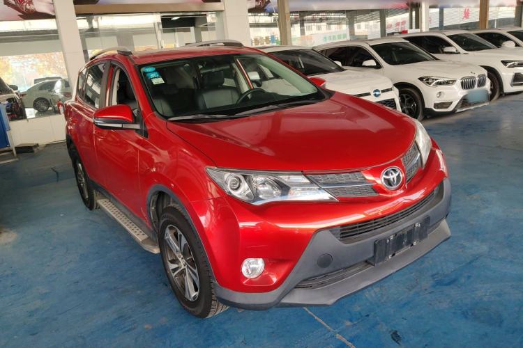 Used Toyota RAV4 2015 2.0L CVT Two-Wheel Drive Fashion Edition
