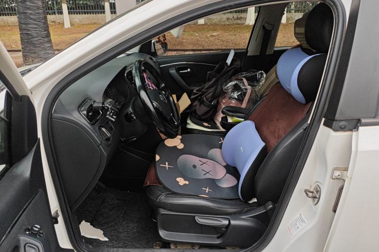 Used Volkswagen Polo 2014 1.6L Automatic Luxury Edition
