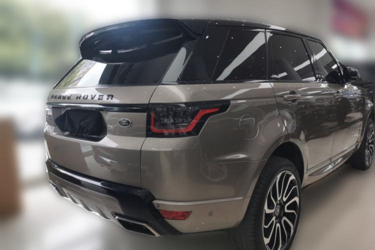 Used Land Rover Range Sport 2022 3.0 L6 YAO Black Edition
