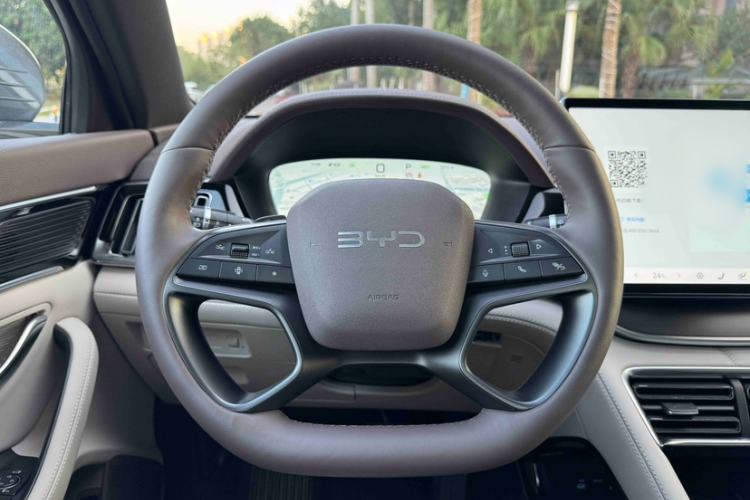 Used BYD Song PLUS New Energy 2025 DM-i Smart Drive 112KM Prestige Model
