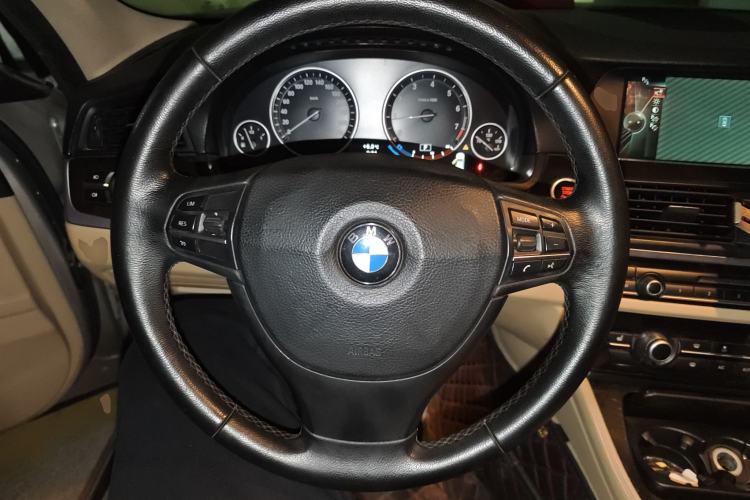 Used BMW 5 Series 2013 525Li Luxury Model Steering Wheel