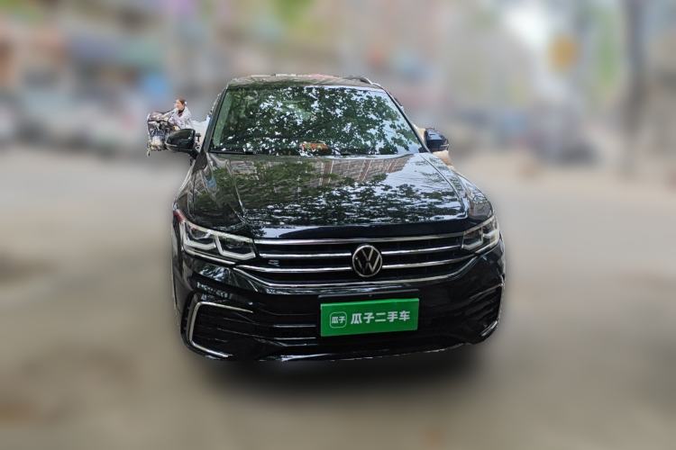 Used Volkswagen Tiguan L 2023 330TSI Automatic Two-Wheel Drive R-Line Flagship Edition Front