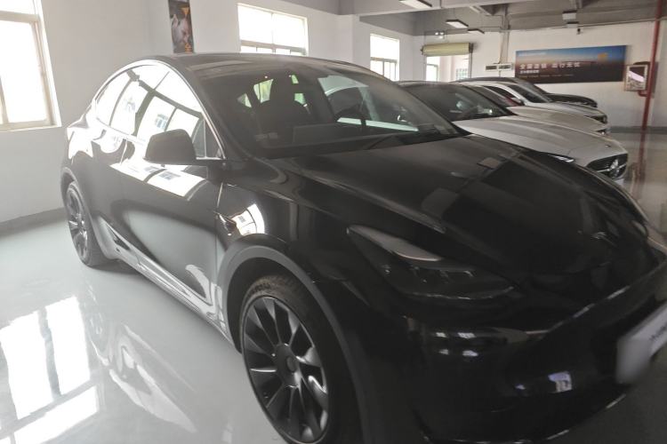 Used Tesla Model Y 2022 Rear-Wheel-Drive Version
