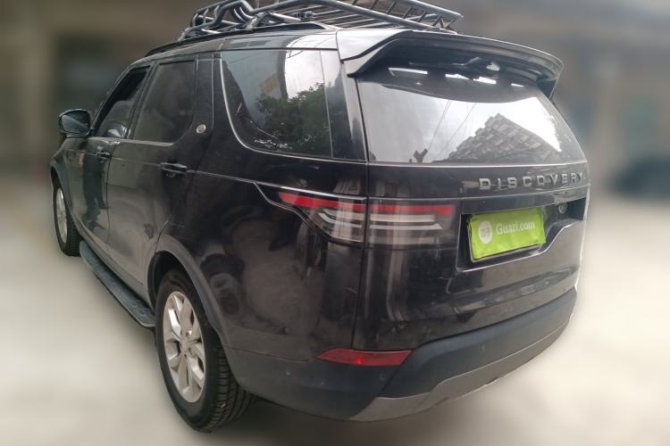 Used Land Rover Discovery 2018 2.0T SE Rear Left 45 Deg