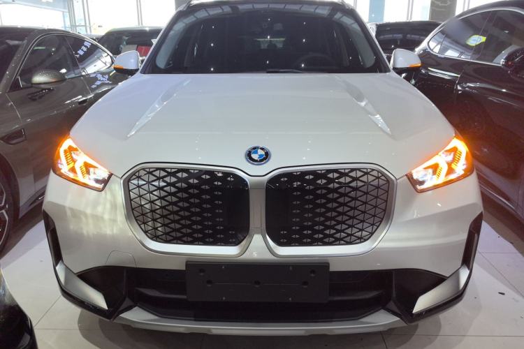 Used BMW iX1 2023 xDrive30L X Design Package Exterior 1