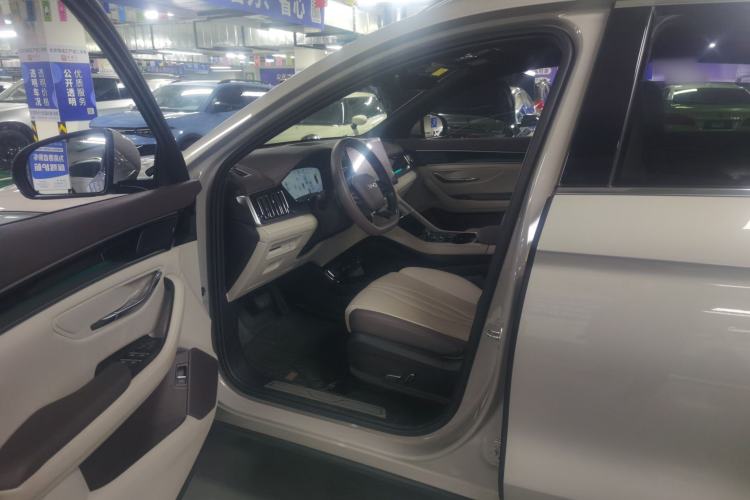 Used BYD Song PLUS New Energy 2025 EV with 605 km Range – Flagship Version