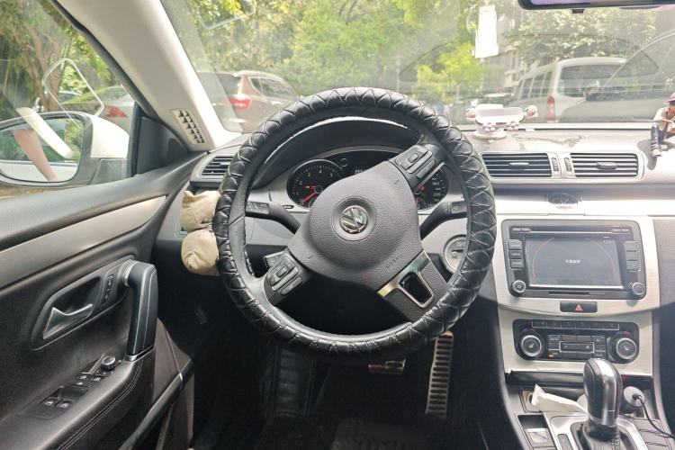 Used Volkswagen FAW-Volkswagen CC 2013 1.8TSI Luxury Model Steering Wheel