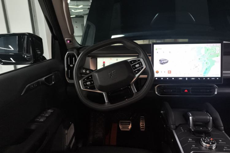 Used JETOUR Traveler 2023 2.0T All-Wheel-Drive Crosser Steering Wheel