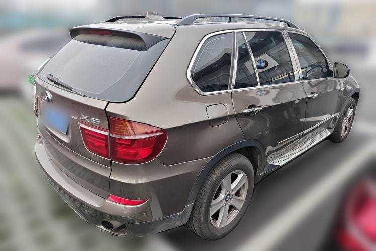 Used BMW X5 2011 xDrive35i Leading Model Rear Right 45 Deg