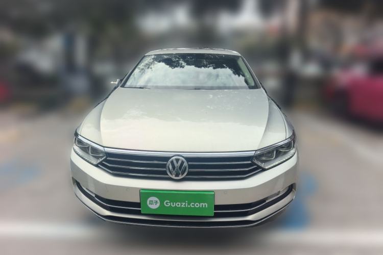 Used Volkswagen Magotan 2018 380TSI DSG Luxury Model
