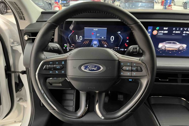 Used Ford Mondeo 2023 EcoBoost 245 Luxury Model Interior 2