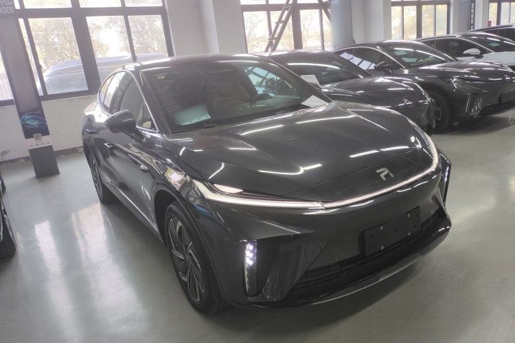 Used Rising R7 2023 Rear-Drive Screen King Pro Edition
