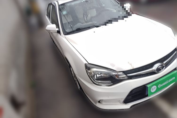 Used Soueast V3 Lingyue 2015 1.5L Manual Happiness Edition Front Right 45 Deg