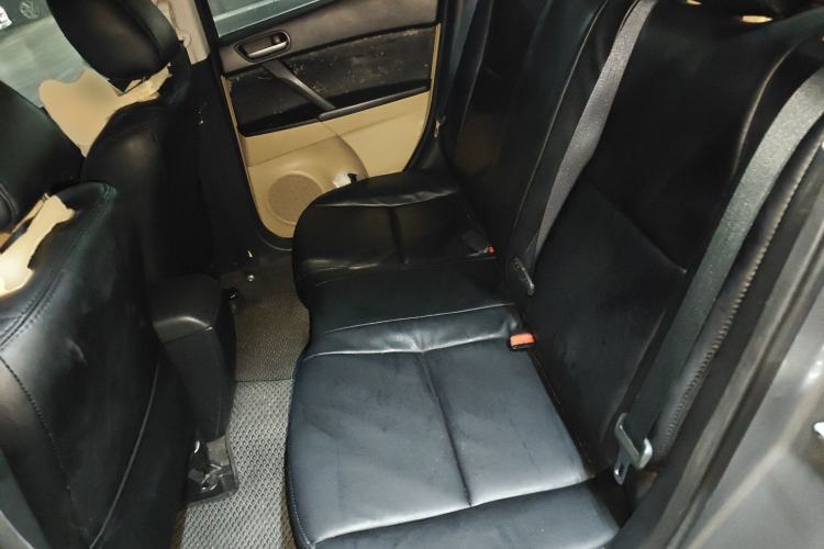 Used Mazda 3 2011 Sedan 1.6L Automatic Comfort Model Left Rear Seat