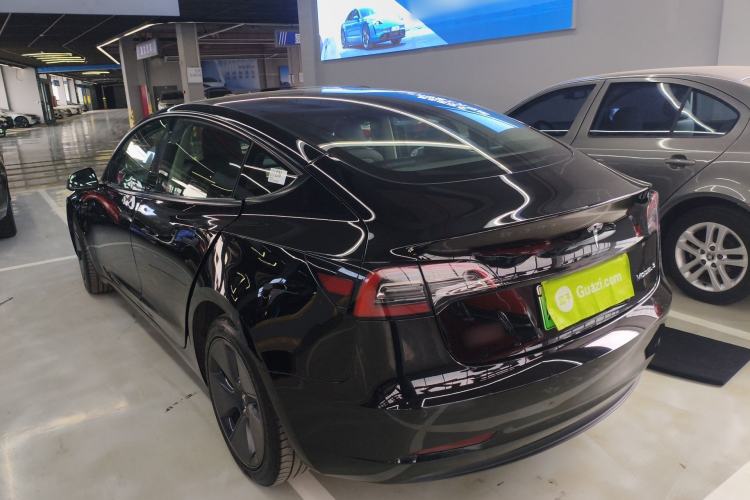 Used Tesla Model 3 2022 Rear-Wheel-Drive Version Exterior 2