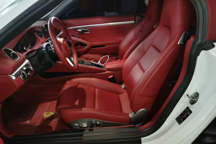 Used Porsche 718 2022 Boxster 2.0T
