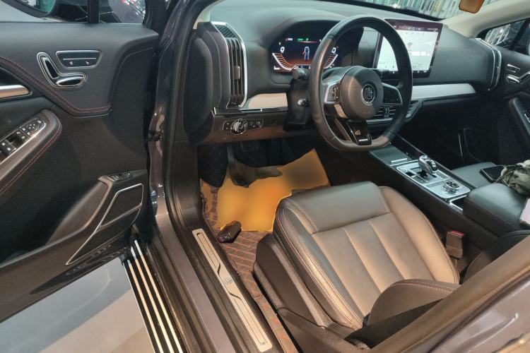 Used BYD Tang New Energy 2018 DM 2.0T All-Wheel Drive Smart Connectivity Luxury Model 7 Seats China V Emission Standard Driver Seat