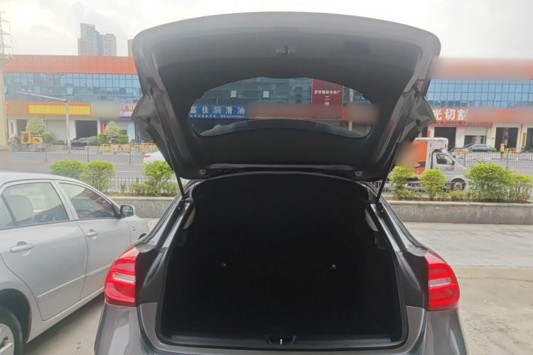 Used Mercedes-Benz GLA 2015 GLA 200 Fashion Model Trunk