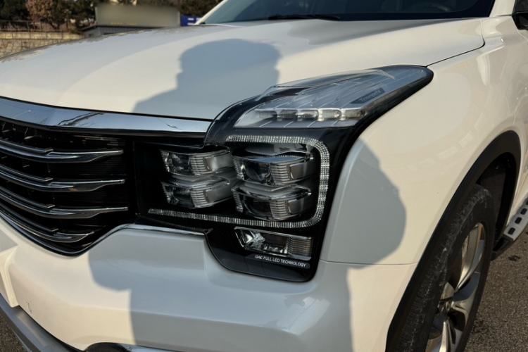 Used GAC Trumpchi GS8 2017 320T Two-Wheel Drive Luxury Smart Connectivity Version (7 Seats)