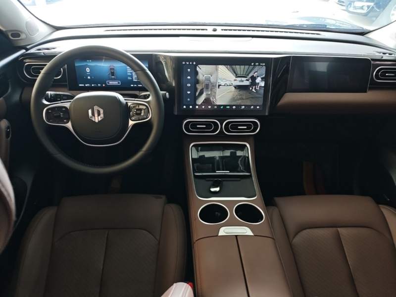 Used Leapmotor C11 2023 Range-Extended 180 Comfort Edition — 9