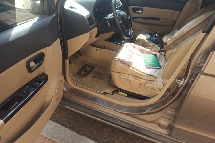 Used Wuling Hongguang 2013 1.5L S Luxury Model Driver Seat