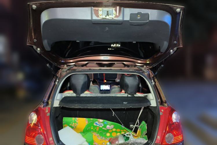 Used Suzuki Swift 2013 1.5L Manual Standard Edition Trunk