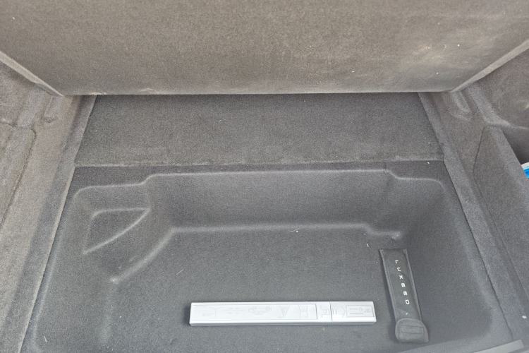 Used Hima Luxeed R7 2024 Pure Electric 667km Pro Interior 2