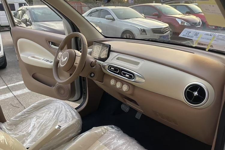 Used Wuling Hongguang MINIEV 2025 Four-Door Version Advanced Edition