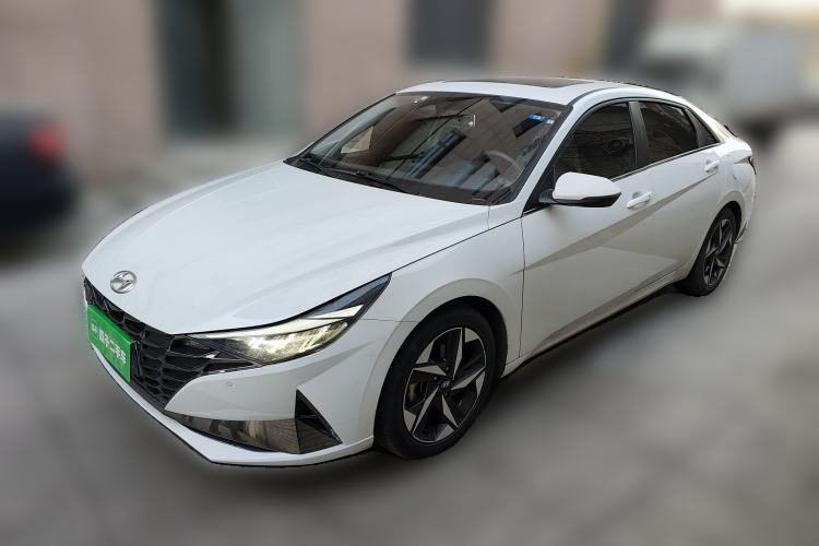 Used Hyundai Elantra 2022 1.5L CVT LUX Prestige Edition