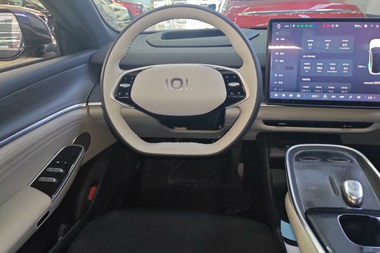 Used CHANGAN NEVO A07 2025 All-Electric "True Fragrance" Edition 710-Mile Long-Range Version Steering Wheel