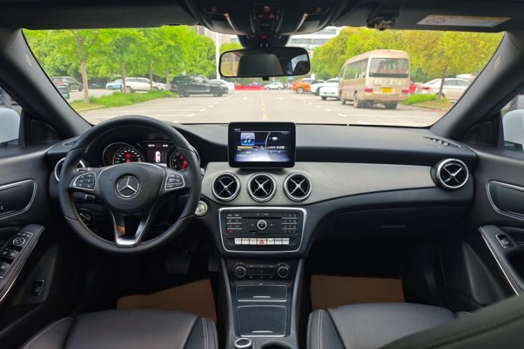 Used Mercedes-Benz CLA 2017 Refreshed CLA 200 Sport Edition Interior 3