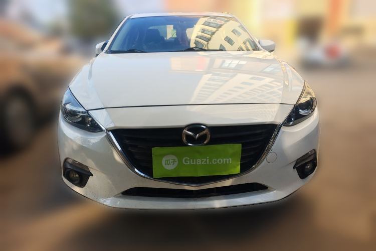 Used Mazda 3 Axela 2016 Sedan 1.5L Manual Luxury Model