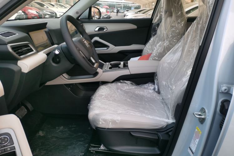 Used BYD Yuan UP 2025 Model 301KM Leading Version