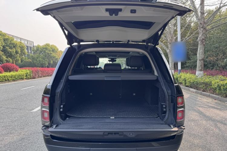 Used Land Rover Range 2021 3.0 L6 Grand Edition Interior 11