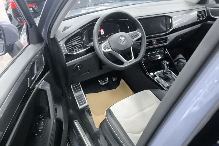 Used Volkswagen Tayron X 2020 330TSI Two-Wheel Drive Luxury Smart Connectivity Version