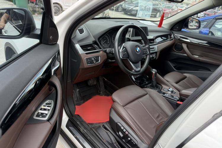 Used BMW X1 2016 sDrive20Li Luxury Model