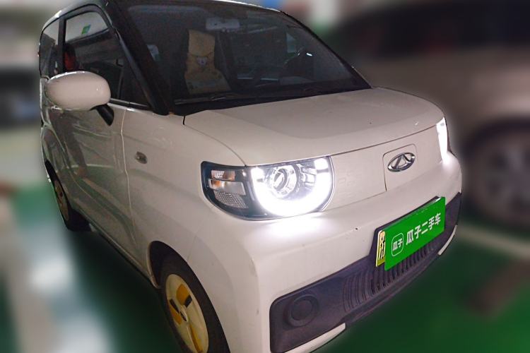 Used Chery QQ Ice Cream 2022 170km Sundae Phosphate Lithium-Ion Front Right 45 Deg