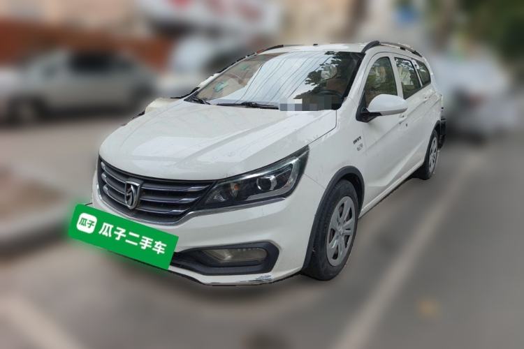 Used Baojun 310W 2017 1.5L Manual Comfort Version China V Guazi used car, China used car export, Used car for sale, Used cars, Cheapest cars for sale