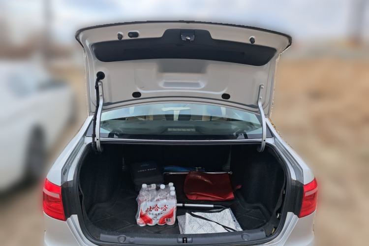 Used Volkswagen Lavida 2013 Revised Version 1.4 TSI Manual Comfort Edition Trunk