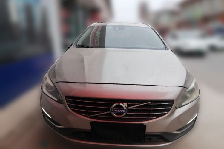 Used Volvo V60 2014 T5 Zhiyi Edition