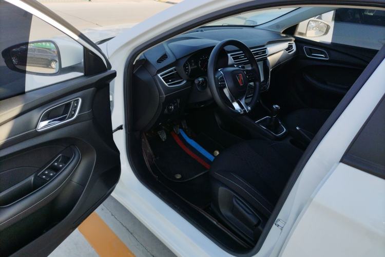 Used Roewe i5 2020 1.5L Manual 4G Connect Luxury Edition
