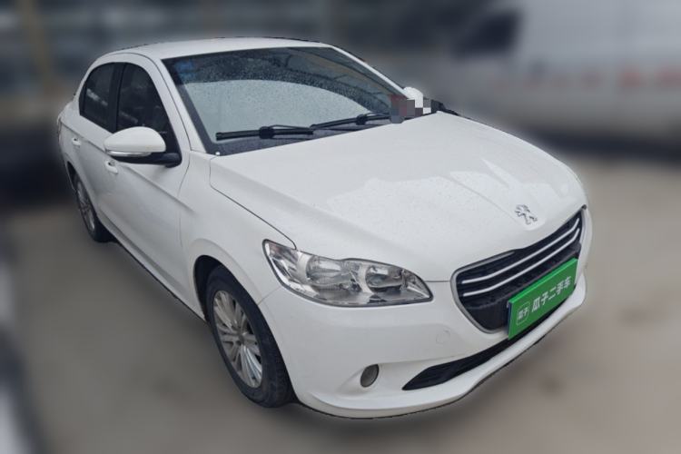 Used Peugeot 301 2014 1.6L Manual Comfort Edition Front Right 45 Deg