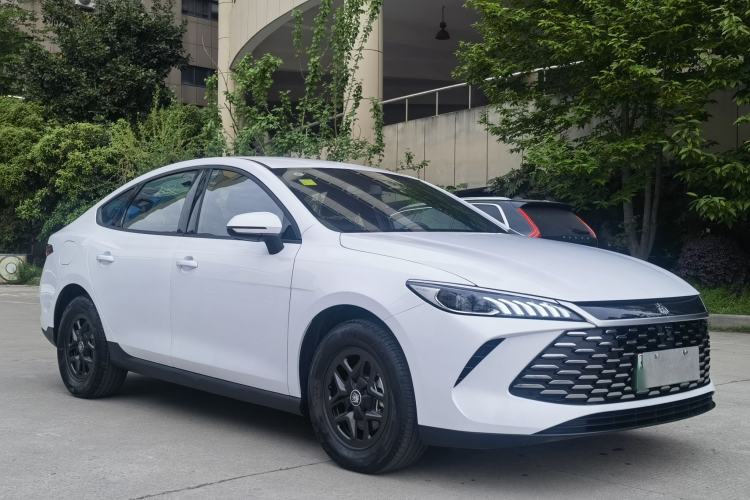 Used BYD Qin PLUS 2025 DM-i Smart Drive 55KM Leading Model Exterior 2