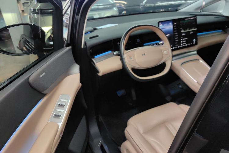 Used XPeng X9 2024 610 Long-Range Pro
