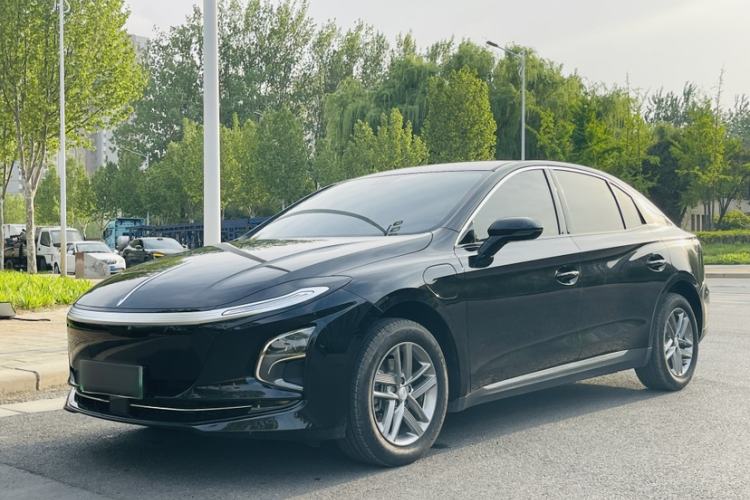 Used Hongqi E-QM5 2025 500km Range Commuter Version
