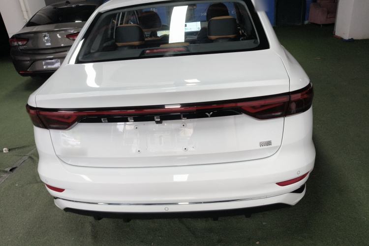 Used Geely Auto Emgrand 2025 4th Generation 1.5L CVT Flagship Version Rear