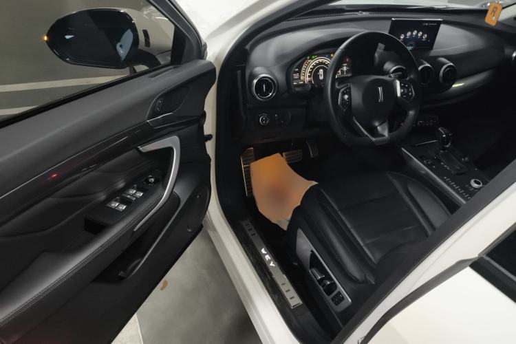 Used Wey VV7 2017 2.0T Flagship Model Driver Seat